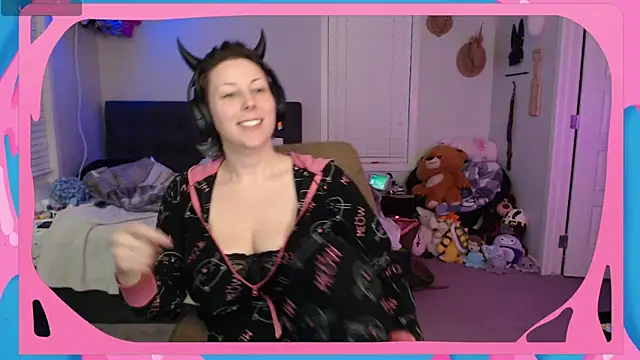 CirqueNoirBlu online show from 10.29.25