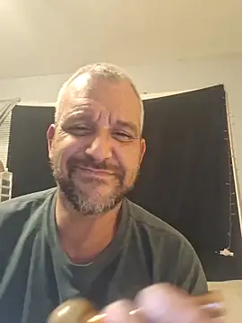 Snapshot of silkstroker6981 chatting on 03.02.26 silkstroker6981 online show from 03.02.26