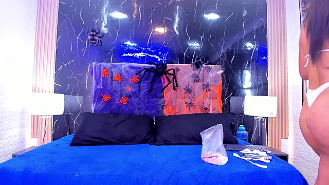 SofiAndNicol online show from 10.24.25