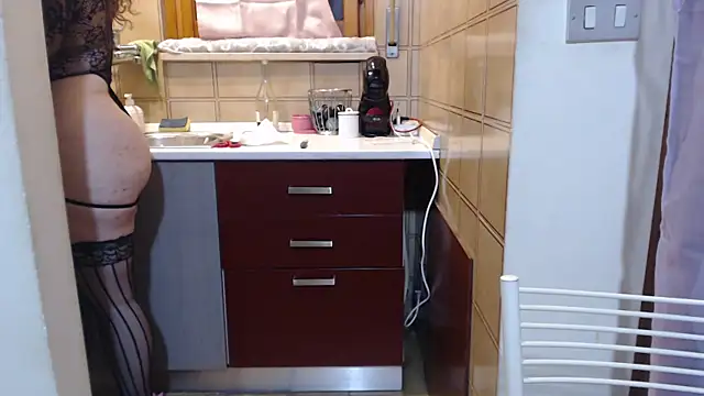 Snapshot of peachgirlmartyna chatting on 01.31.25 peachgirlmartyna online show from 01.31.25