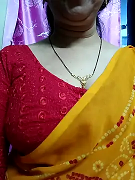 Snapshot of Rosy-B chatting on 01.13.25 Rosy-B online show from 01.13.25