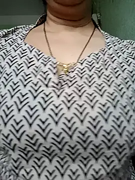 Snapshot of Rosy-B chatting on 03.15.26 Rosy-B online show from 03.15.26