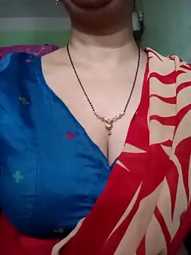Snapshot of Rosy-B chatting on 04.25.26 Rosy-B online show from 04.25.26