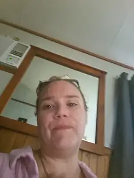 Off the Lesh online show from 11.08.25