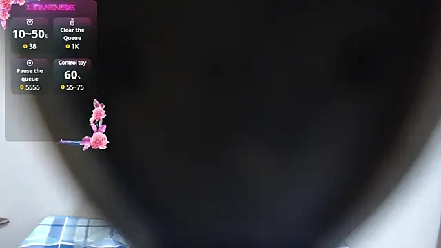 Snapshot of blue_violette_ chatting on 12.15.24 blue violette  online show from 12.15.24