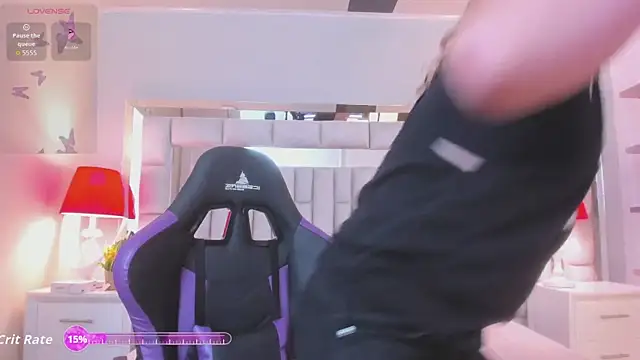 Snapshot of mariiahneedles chatting on 01.10.26 mariiahneedles online show from 01.10.26