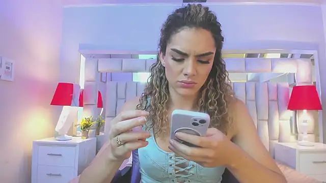 Snapshot of mariiahneedles chatting on 02.07.26 mariiahneedles online show from 02.07.26