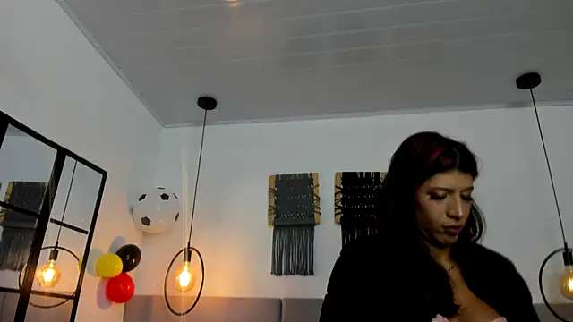 Snapshot of Sweet_camille chatting on 07.06.26 Sweet camille online show from 07.06.26