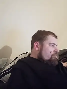 machobear87 online show from 11.22.25