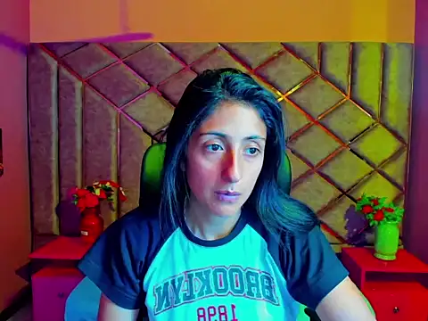 Cameron cutte online show from 11.03.25