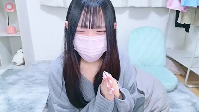 Snapshot of Suzu_ch_xx chatting on 02.03.25 Suzu ch xx online show from 02.03.25