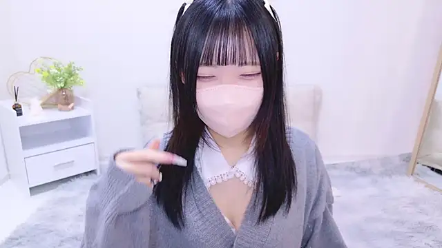 Snapshot of Suzu_ch_xx chatting on 02.16.25 Suzu ch xx online show from 02.16.25