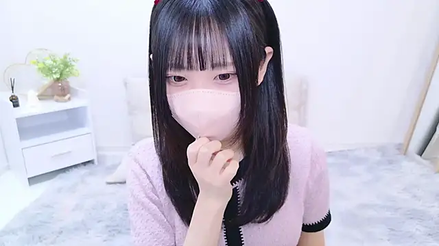 Snapshot of Suzu_ch_xx chatting on 02.24.25 Suzu ch xx online show from 02.24.25