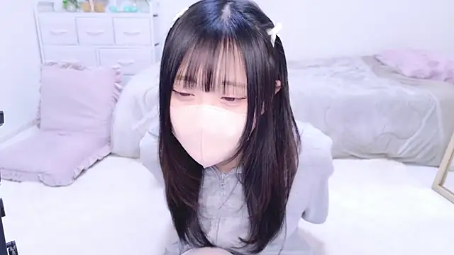 Snapshot of Suzu_ch_xx chatting on 03.03.25 Suzu ch xx online show from 03.03.25