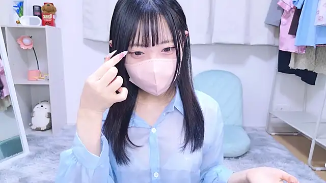 Snapshot of Suzu_ch_xx chatting on 03.10.25 Suzu ch xx online show from 03.10.25