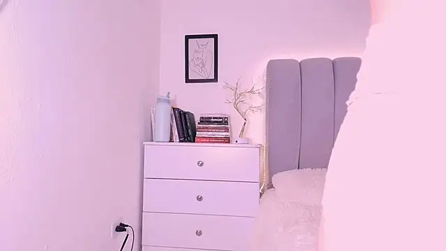 DannaHyde online show from 03.26.26