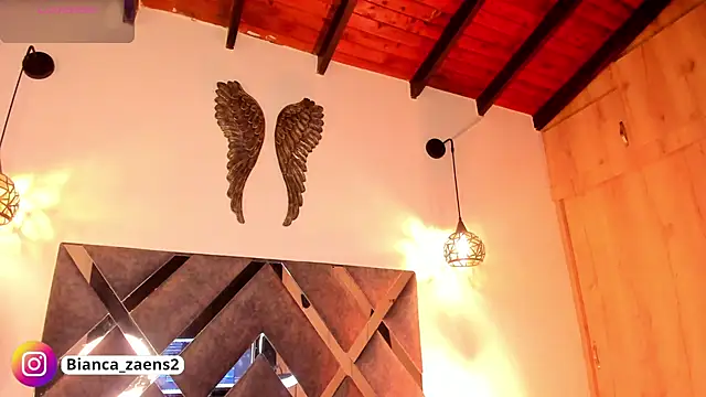 Snapshot of Bianca_zaens2 chatting on 03.07.25 Bianca zaens2 online show from 03.07.25