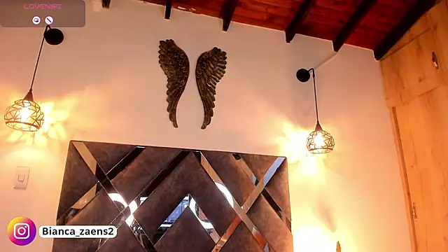 Snapshot of Bianca_zaens2 chatting on 03.08.25 Bianca zaens2 online show from 03.08.25