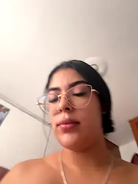 Snapshot of Bianca_zaens2 chatting on 09.20.25 Bianca zaens2 online show from 09.20.25