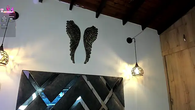 Snapshot of Bianca_zaens2 chatting on 10.10.25 Bianca zaens2 online show from 10.10.25