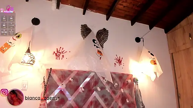 Snapshot of Bianca_zaens2 chatting on 10.21.25 Bianca zaens2 online show from 10.21.25