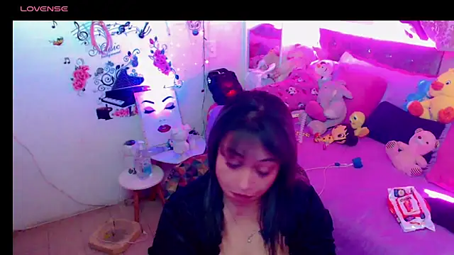 Snapshot of martina_bk chatting on 01.12.25 martina bk online show from 01.12.25