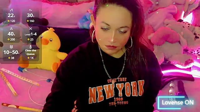 Snapshot of martina_bk chatting on 01.22.25 martina bk online show from 01.22.25