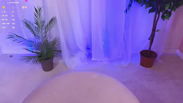 Mia Cheers online show from 01.23.25