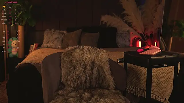 LinaKinky online show from 12.11.24