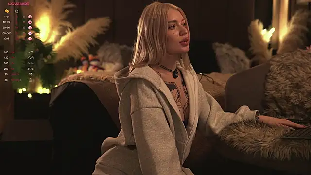 LinaKinky online show from 01.17.25