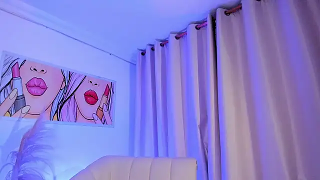 SkiinnyAna online show from 11.03.25