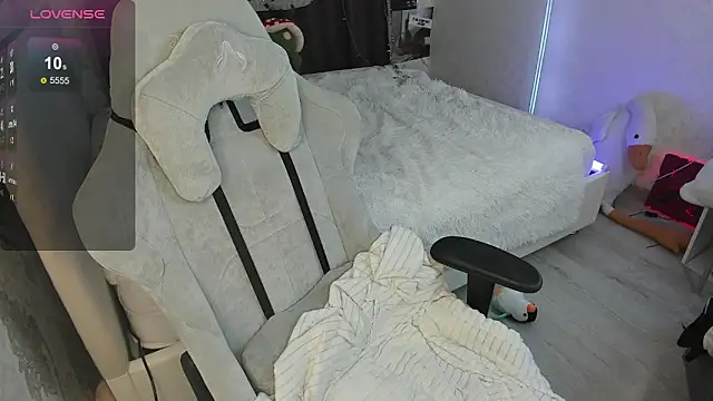 SophiaRyder online show from 11.05.25