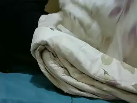 Snapshot of sweet_lily2 chatting on 02.16.25 sweet lily2 online show from 02.16.25