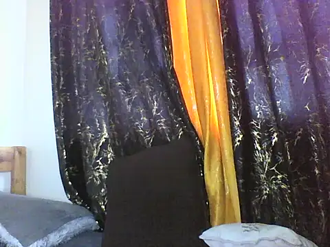 Snapshot of Sexxy_pretty24 chatting on 04.01.26 Sexxy pretty24 online show from 04.01.26