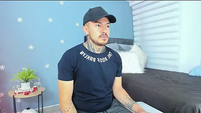 Snapshot of Hot_Couple666 chatting on 01.07.25 Hot Couple666 online show from 01.07.25