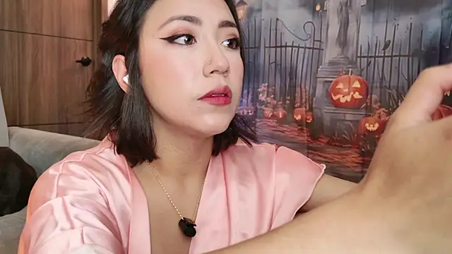 Snapshot of Hot_Couple666 chatting on 10.24.25 Hot Couple666 online show from 10.24.25