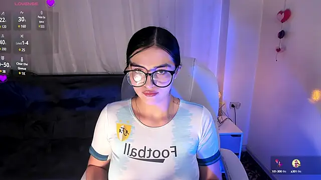 Snapshot of miel_gomez chatting on 02.11.25 miel gomez online show from 02.11.25