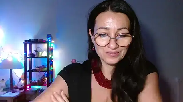 KeisyNeonX online show from 11.06.25