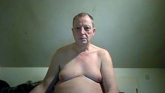 chubbybear2cum online show from 11.25.25