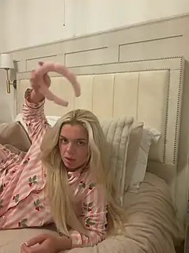 IrishTeenBarbie69 online show from 05.23.26