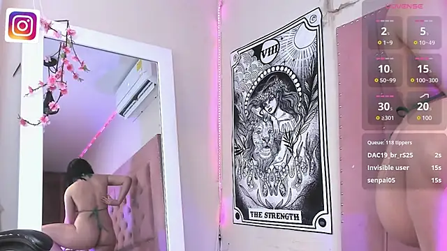 Snapshot of mitsu_ky chatting on 01.19.25 mitsu ky online show from 01.19.25