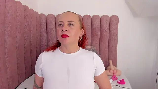 ChannelFox   online show from 04.09.26