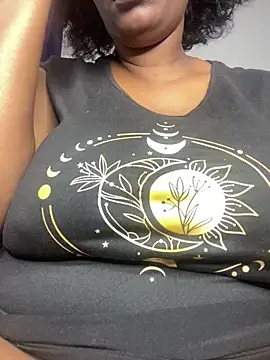 Snapshot of Naughty-sonia2 chatting on 05.03.26 Naughty-sonia2 online show from 05.03.26