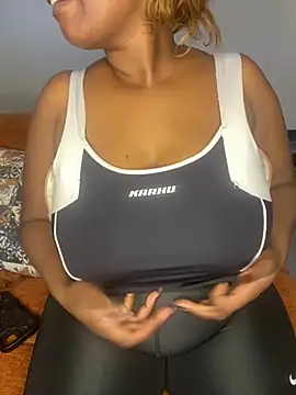 Snapshot of Naughty-sonia2 chatting on 05.22.26 Naughty-sonia2 online show from 05.22.26