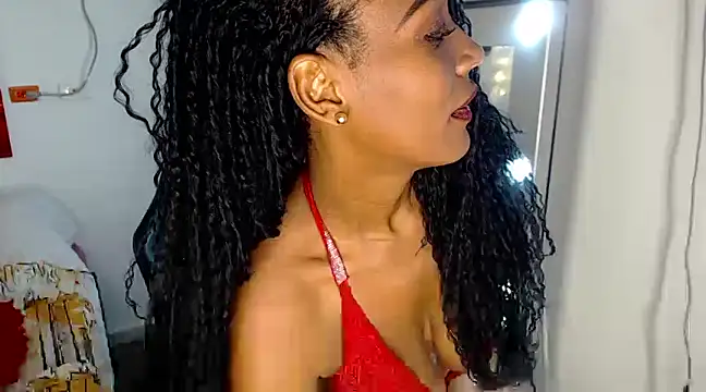 Snapshot of CandyBlackFunXXX chatting on 03.11.25 CandyBlackFunXXX online show from 03.11.25