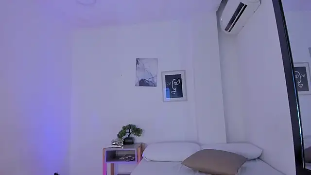 jasminehill  online show from 08.02.26