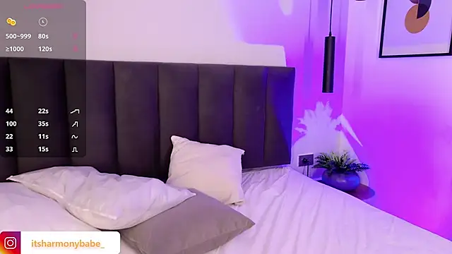 Harmonybabe  online show from 12.17.25