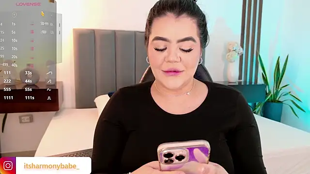 Snapshot of Harmonybabe_ chatting on 05.24.26 Harmonybabe online show from 05.24.26