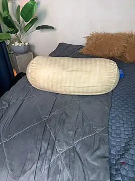 Cinderella-98 online show from 02.17.25