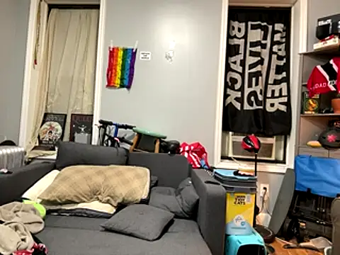 Snapshot of LunaWolfie143 chatting on 12.17.25 LunaWolfie143 online show from 12.17.25